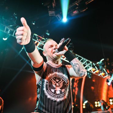 FIVE FINGER DEATH PUNCH